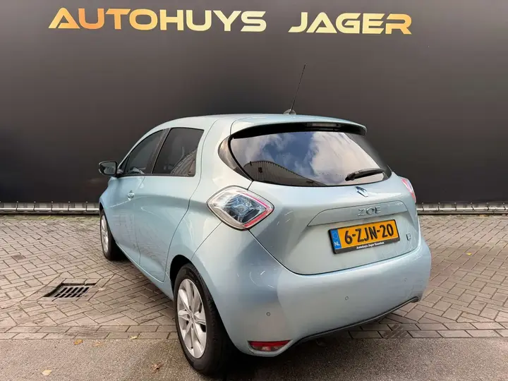 Renault Zoe 2015 photo 2