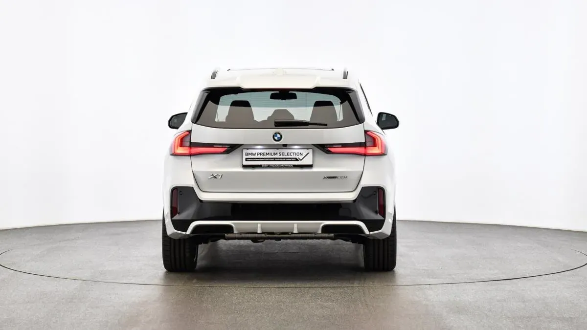 BMW X1 2025 photo 2
