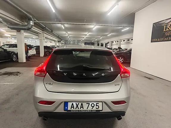 Volvo V40 2015 photo 5