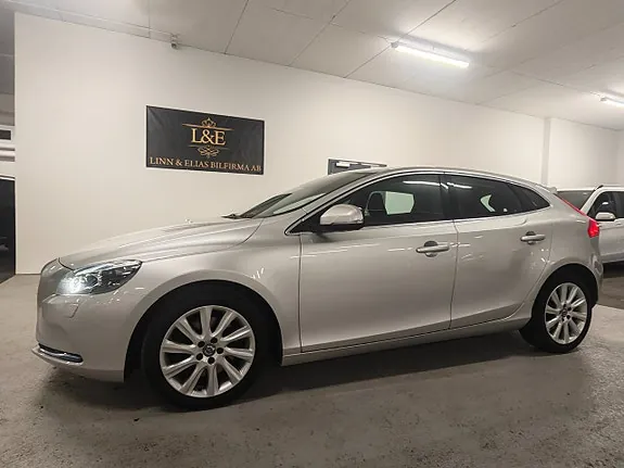 Volvo V40 2015 photo 3