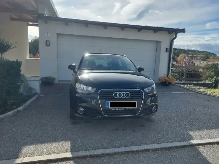Audi A1 2012 photo 2