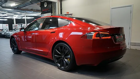Tesla Model S 2016 photo 5