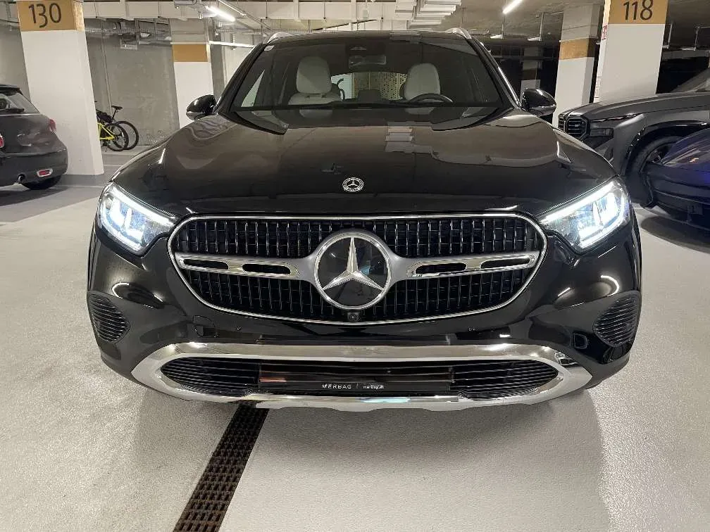 Mercedes-Benz Glc-Class 2023 photo 2