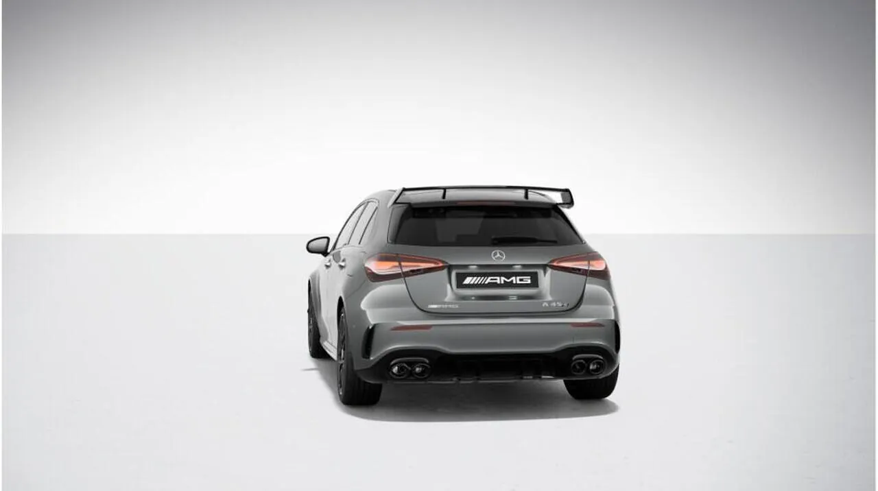 Mercedes-Benz A-Class photo 4