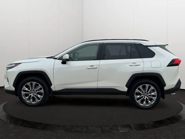 Toyota Rav4 2022 photo 3