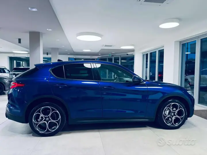 Alfa Romeo Stelvio 2022 photo 4