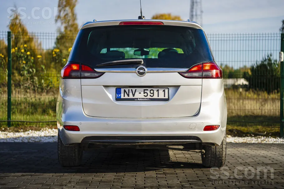 Opel Zafira 2012 photo 5