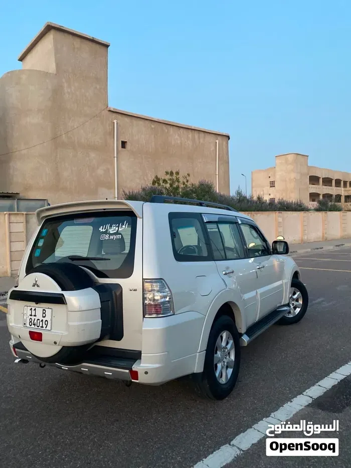 Mitsubishi Pajero 2010 photo 5