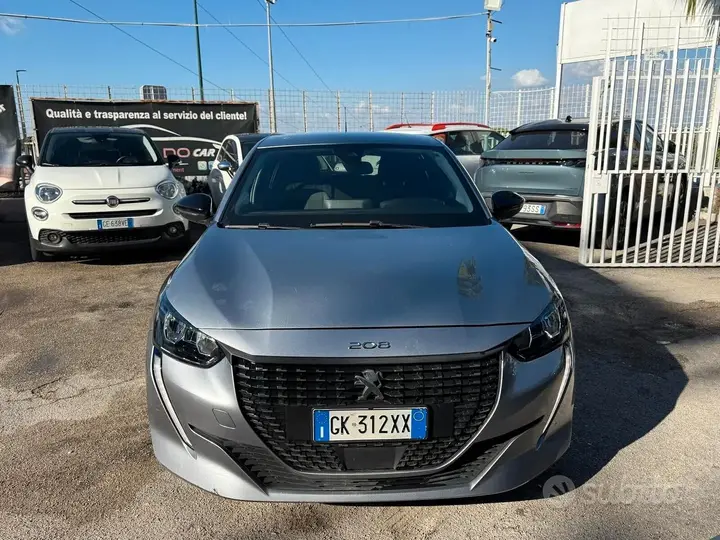 Peugeot 208 2022 photo 2