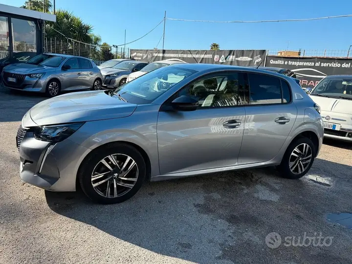 Peugeot 208 2022 photo 5