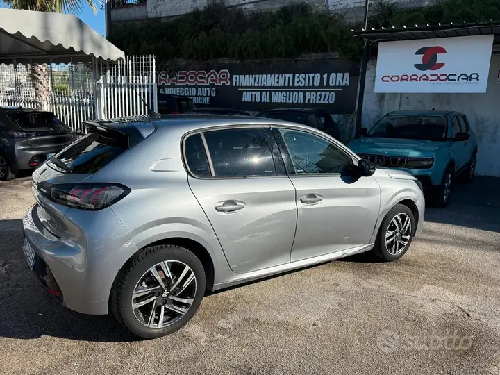 Peugeot 208 2022 photo 4
