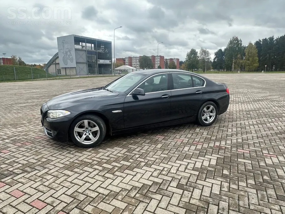 BMW 530 2011 photo 5