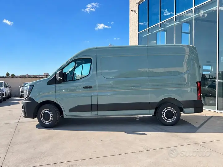 Renault Master 2024 photo 2