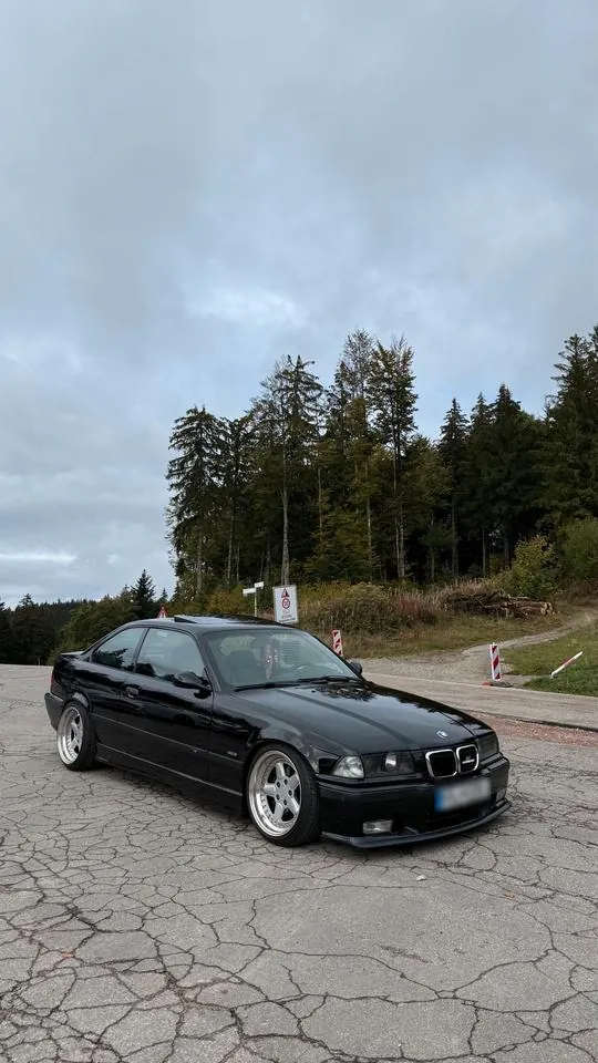 BMW 328I E36