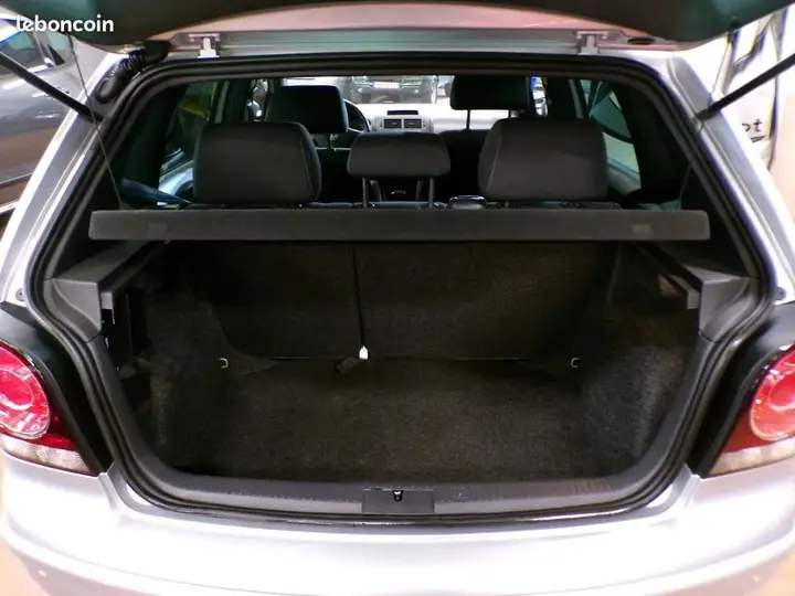 Volkswagen Polo 2009 photo 5