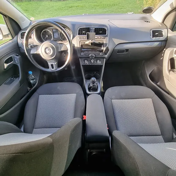Volkswagen Polo 2014 photo 4
