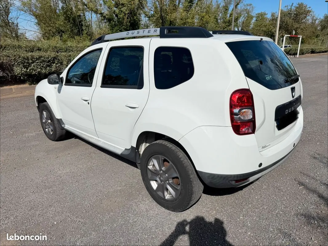 Dacia Duster 2016 photo 3