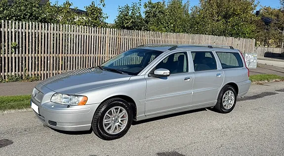 Volvo V70 2007 photo 2
