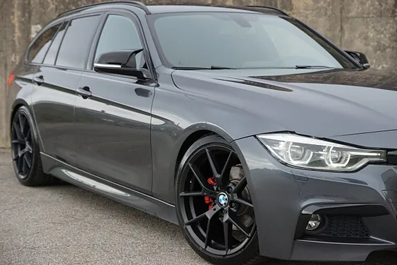 BMW 320D 2017 photo 2