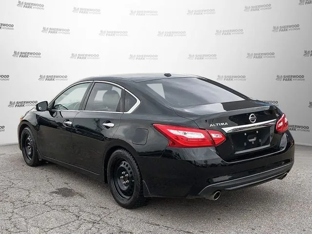 Nissan Altima 2017 photo 4