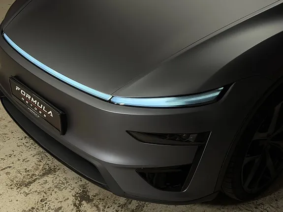 Tesla Model Y 2026 photo 4