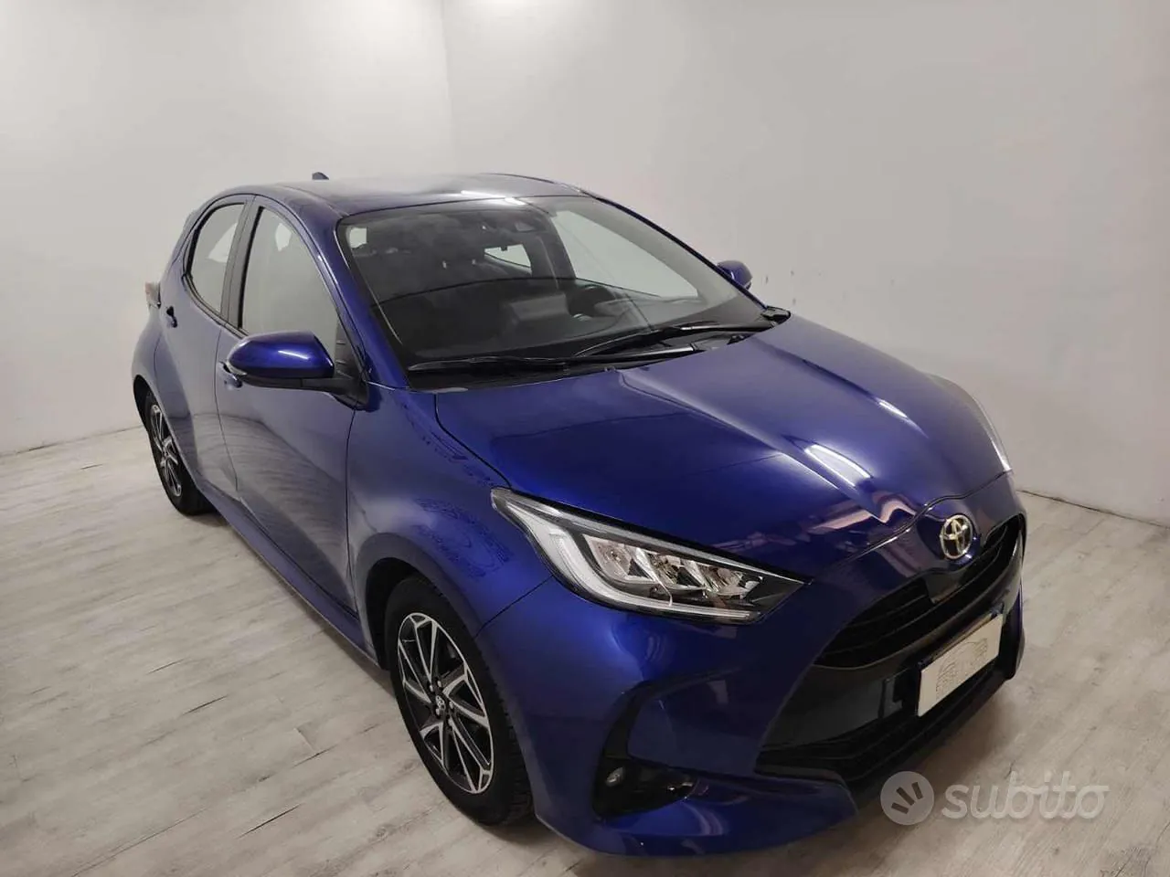 Toyota Yaris 2022 photo 2