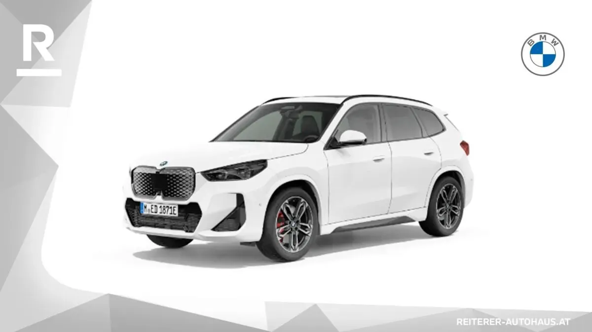 BMW Ix1 photo 3