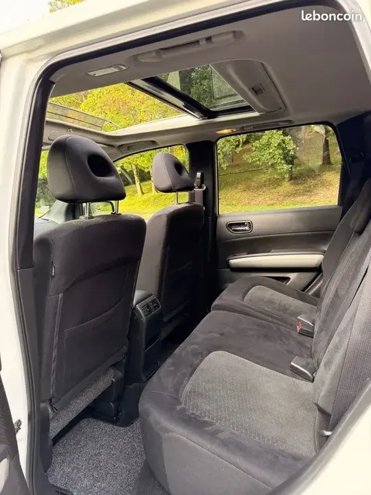 Nissan X-Trail 2014 photo 4