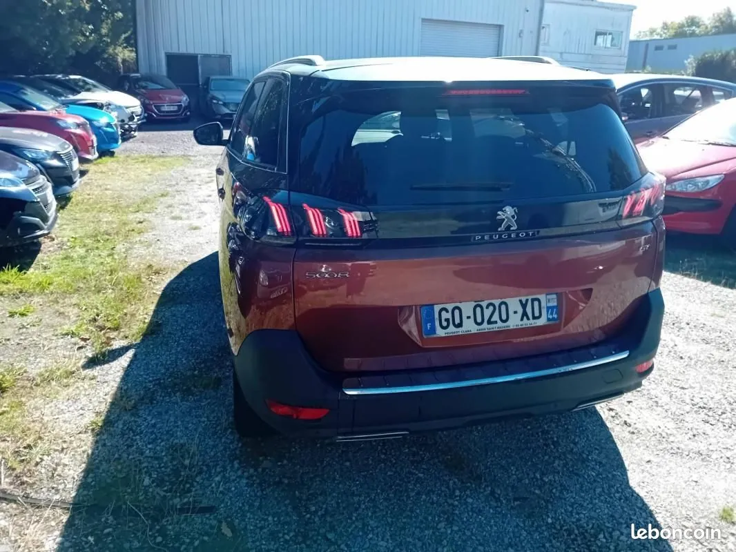 Peugeot 5008 2023 photo 3