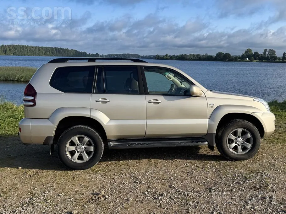 Toyota Land Cruiser 2006 photo 4