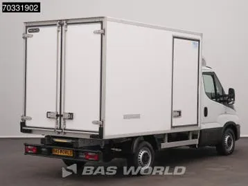 Iveco Daily 2021 photo 2