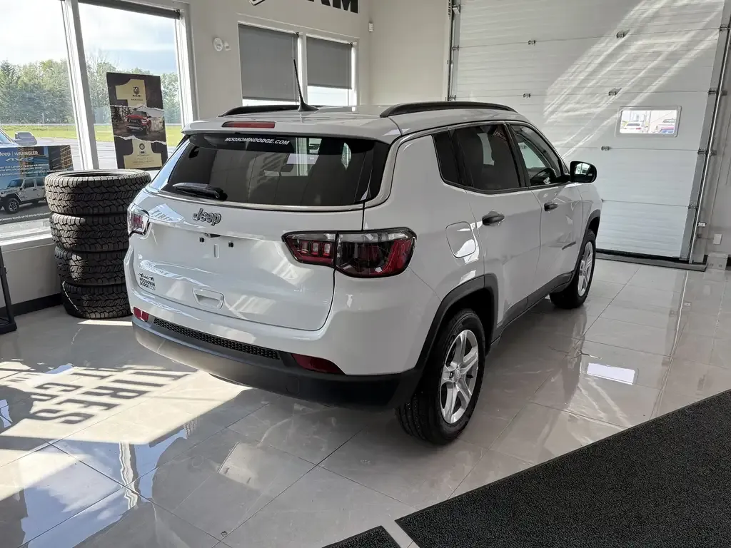 Jeep Compass 2024 photo 4