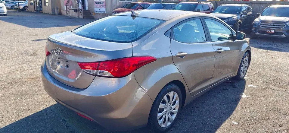 Hyundai Elantra 2013 photo 5