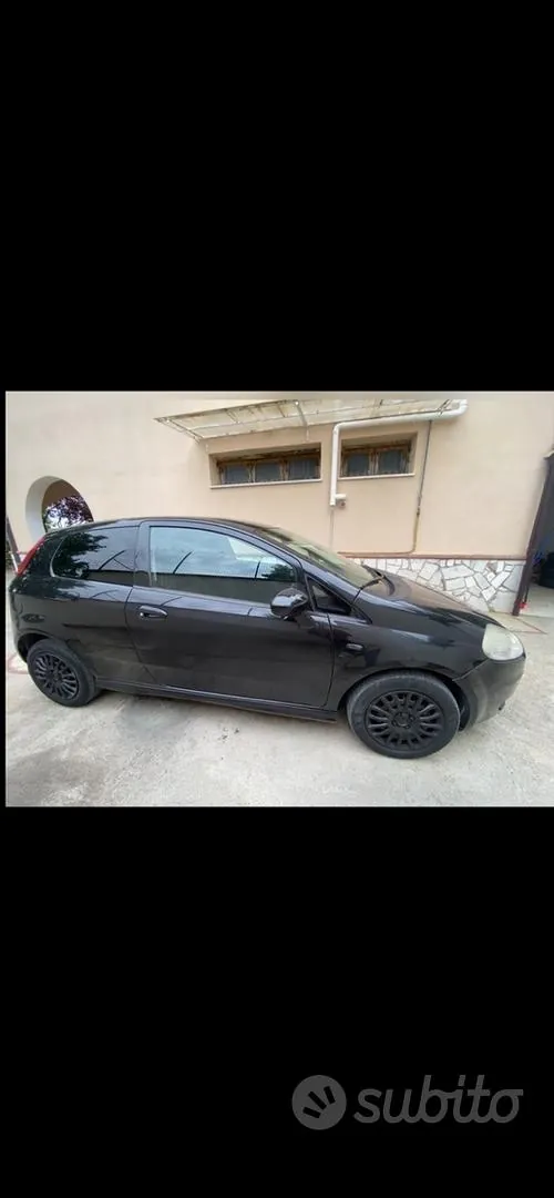 Fiat Grande Punto 2008 photo 2