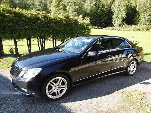 Mercedes-Benz E-Class 2010 photo 4