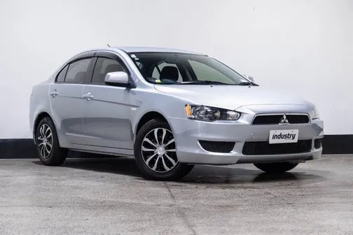 Mitsubishi Galant