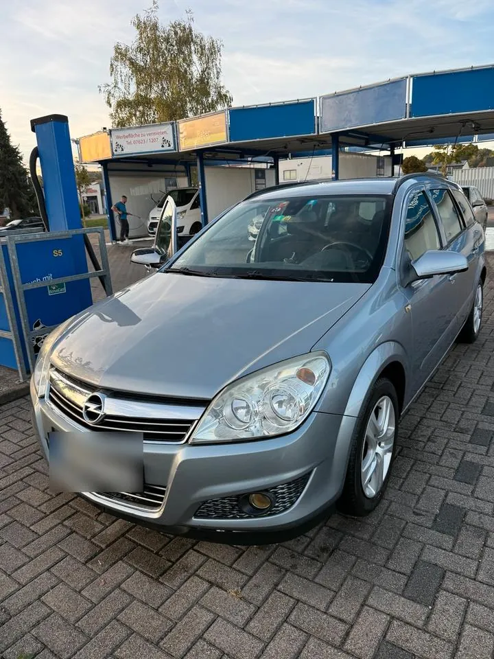 Opel Astra H