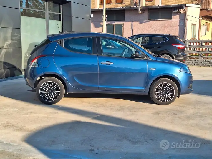 Lancia Ypsilon 2022 photo 3