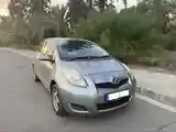 Toyota Vitz 2010 photo 2