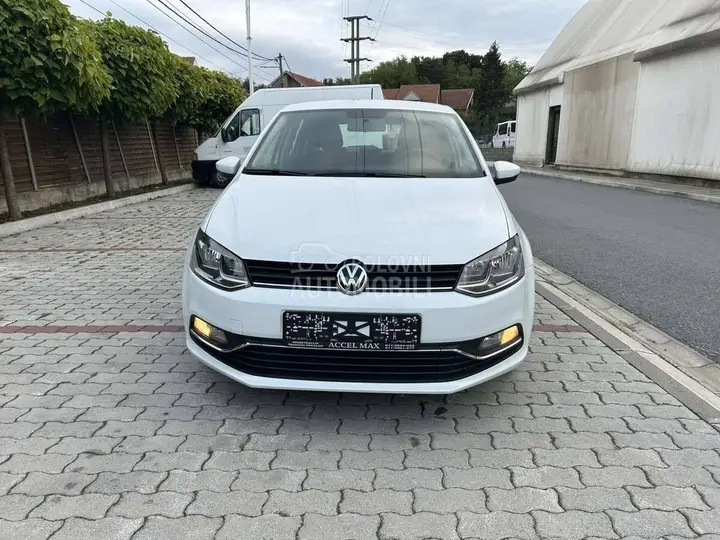 Volkswagen Polo 2015 photo 3