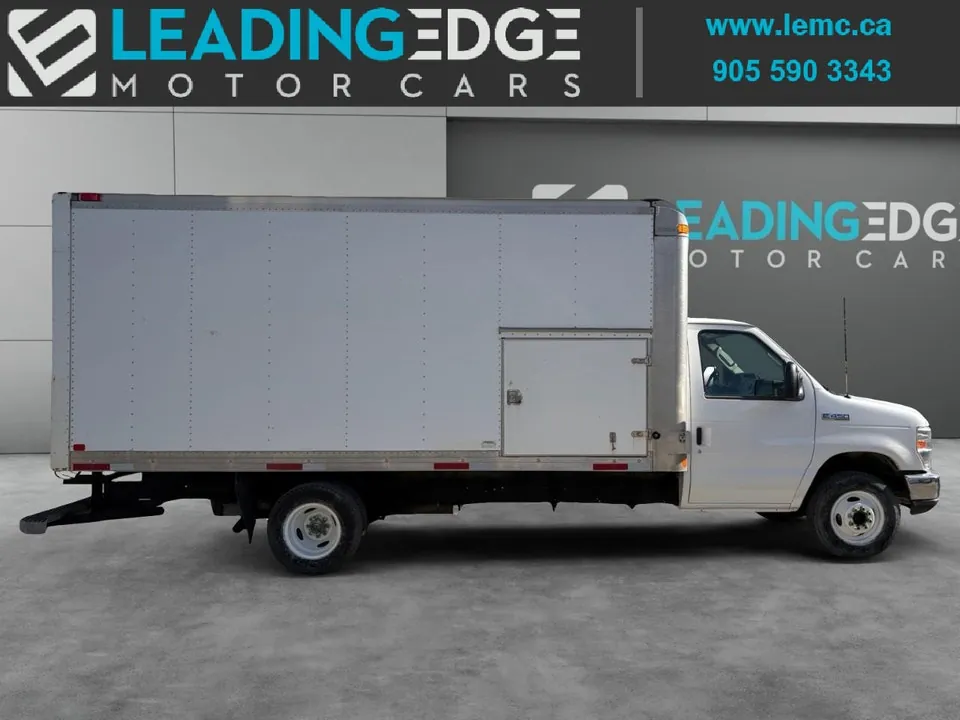 Ford E-450 2014 photo 5
