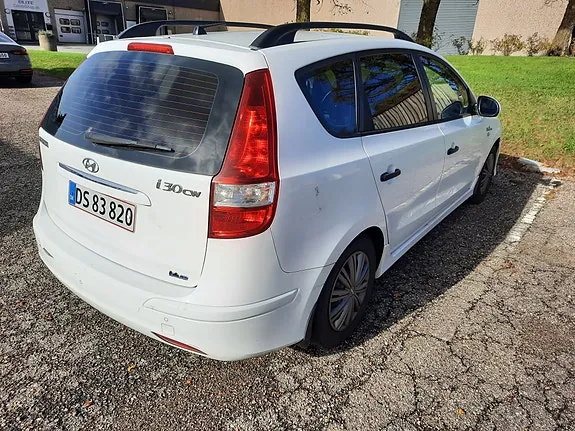 Hyundai I30 2011 photo 4
