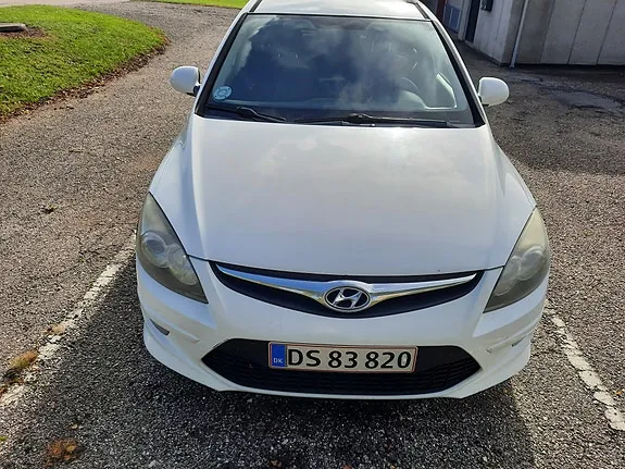 Hyundai I30 2011 photo 2