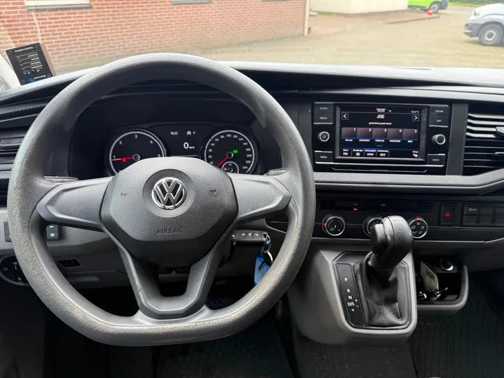 Volkswagen Transporter 2020 photo 3