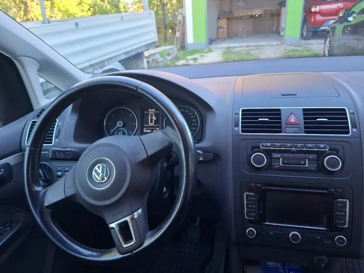 Volkswagen Touran