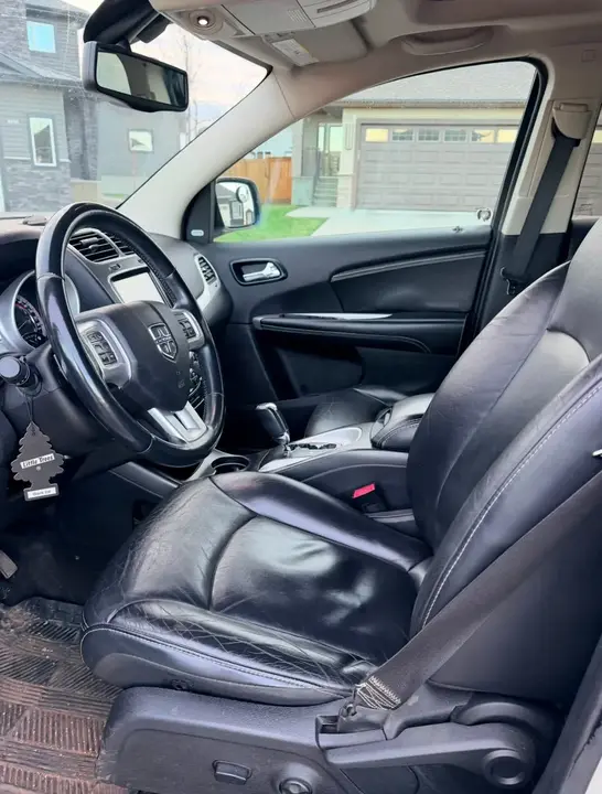 Dodge Journey 2014 photo 2