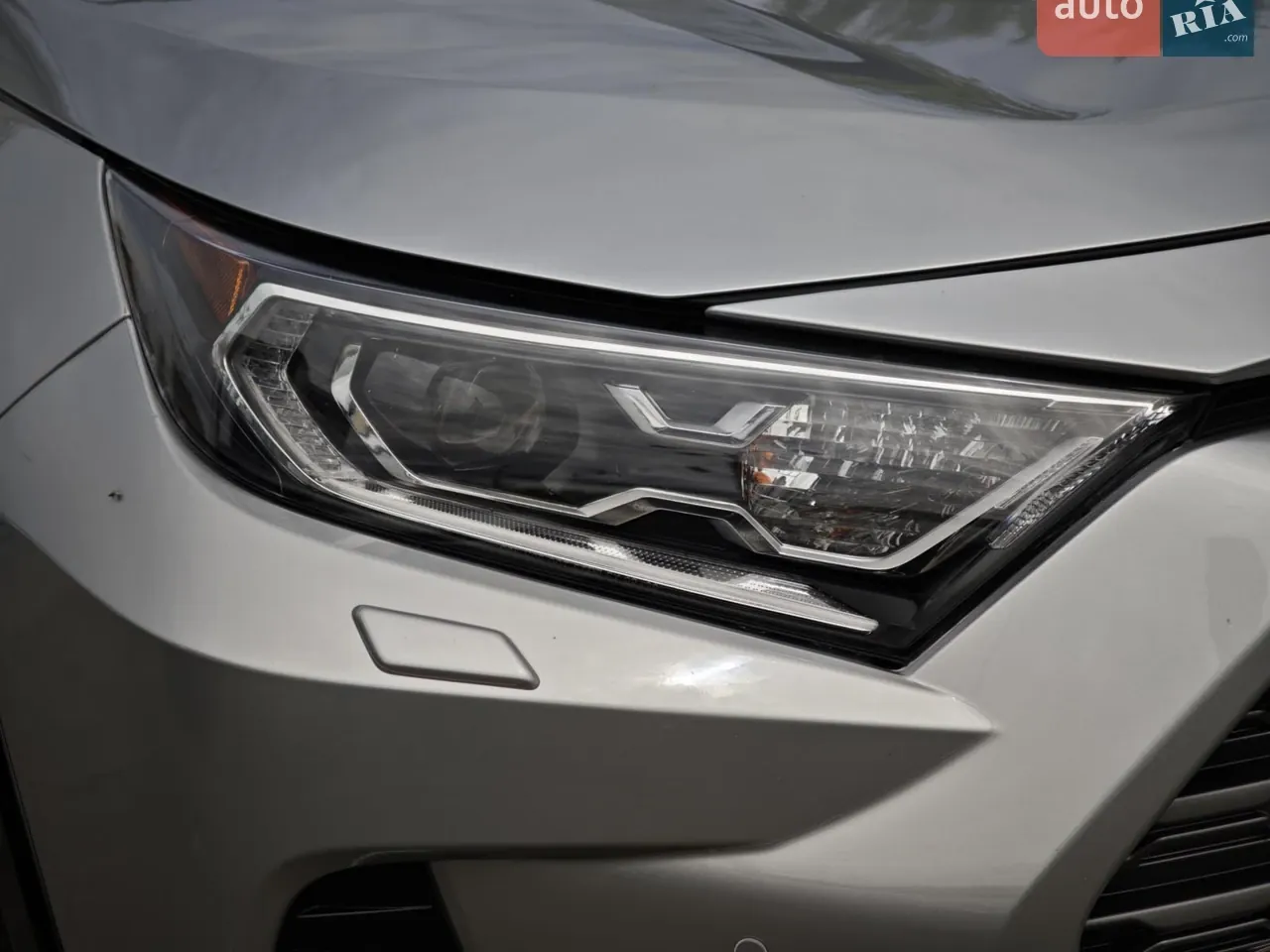 Toyota Rav4 2019 photo 4