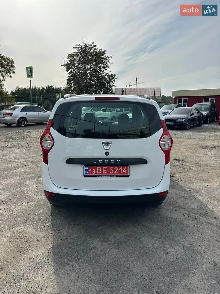 Dacia Lodgy 2015 photo 4