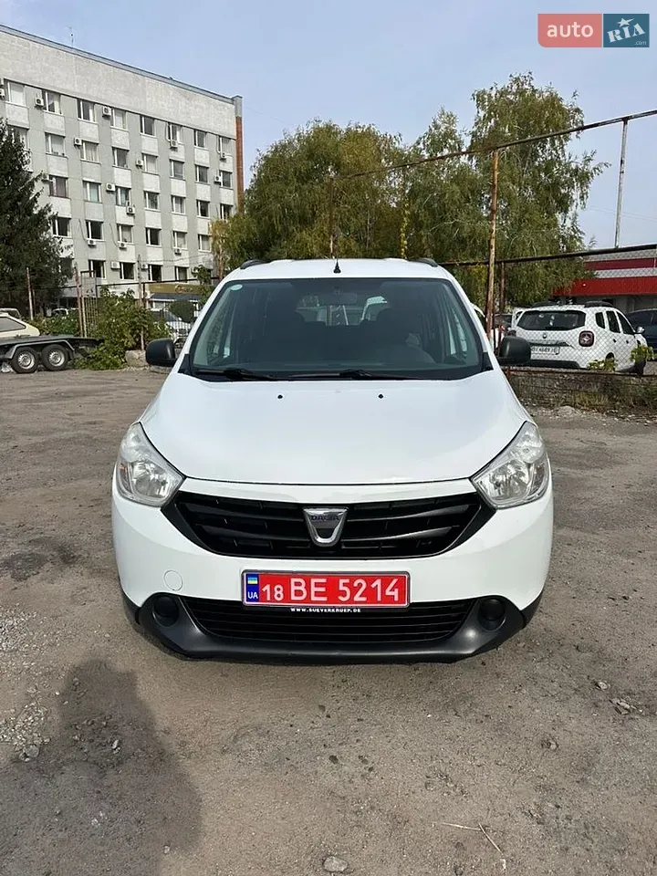 Dacia Lodgy 2015 photo 3