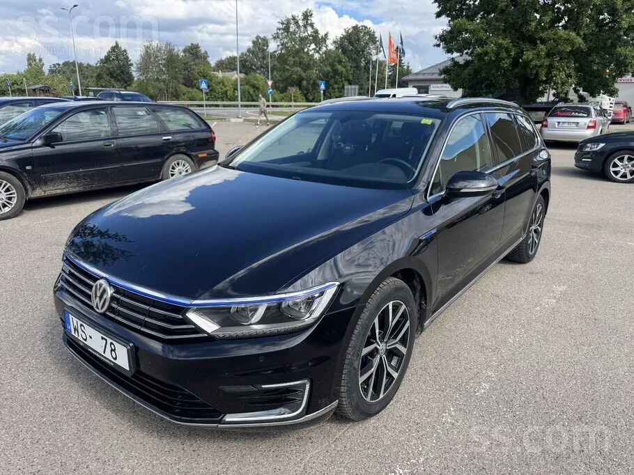 Volkswagen Passat 2015 photo 2